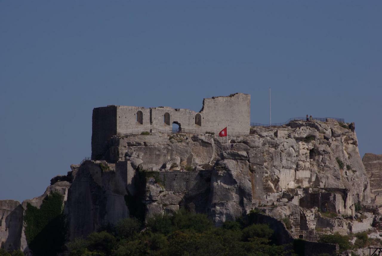 Mas De La Fadeto Bed & Breakfast Les Baux-de-Provence Exterior photo