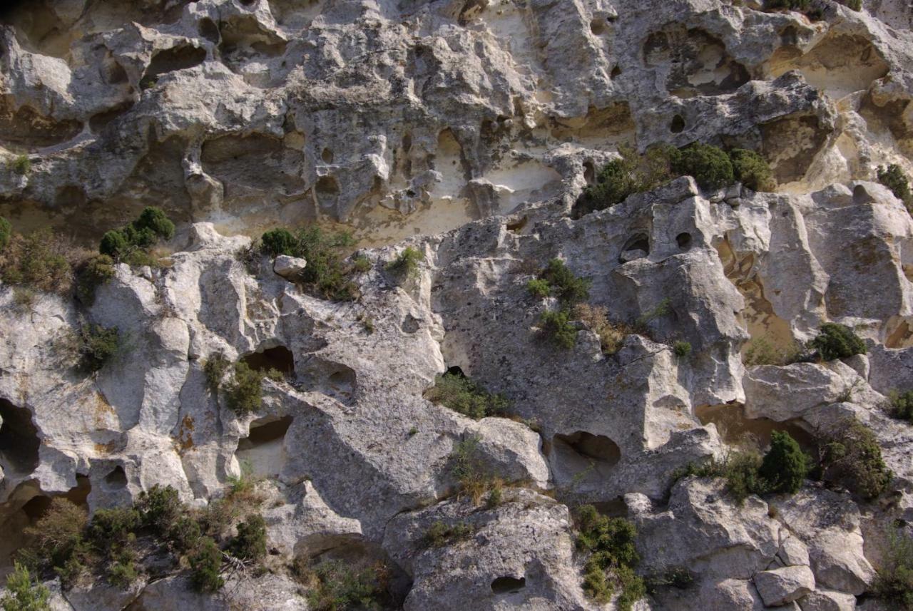 Mas De La Fadeto Bed & Breakfast Les Baux-de-Provence Exterior photo