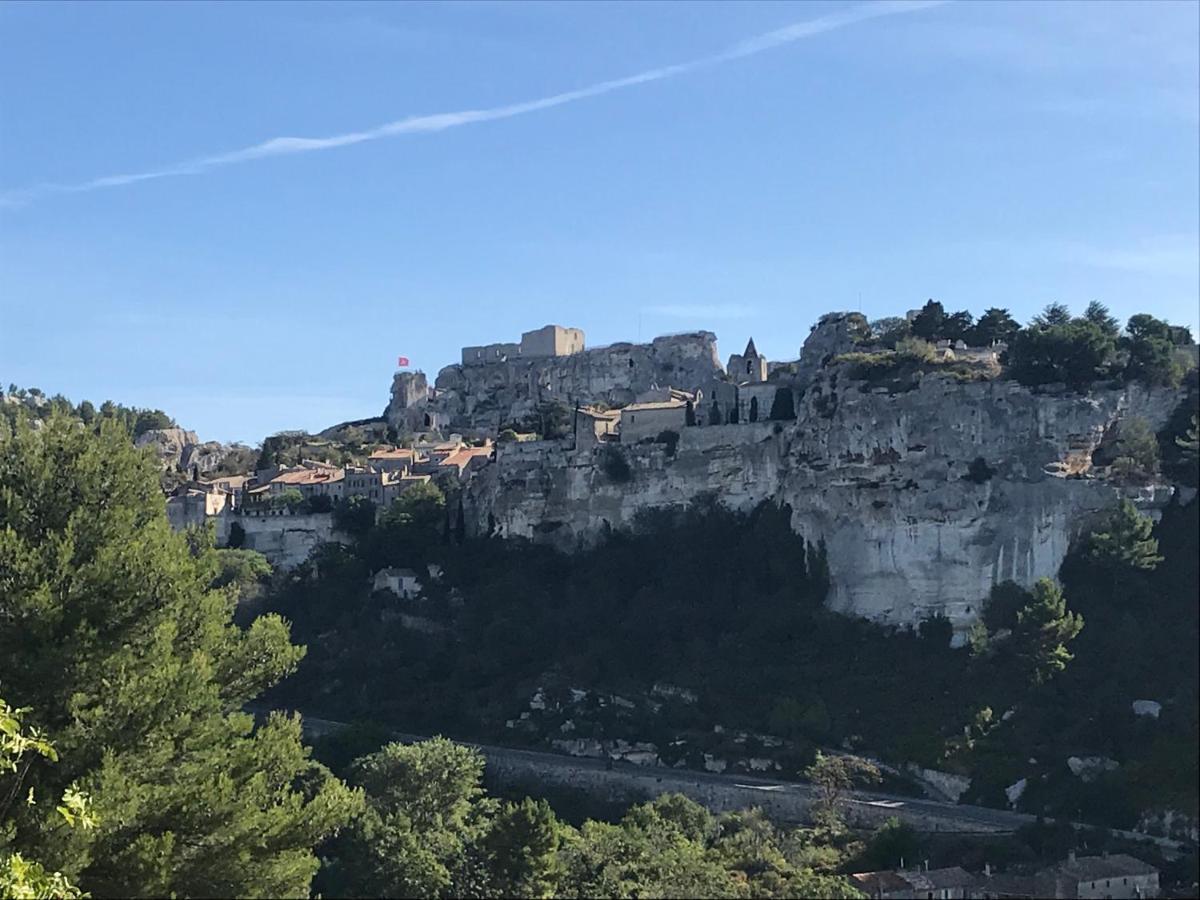 Mas De La Fadeto Bed & Breakfast Les Baux-de-Provence Exterior photo