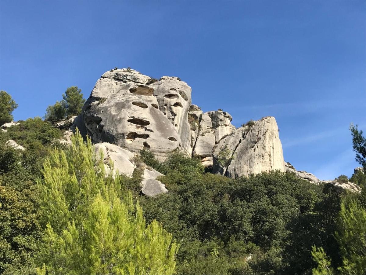 Mas De La Fadeto Bed & Breakfast Les Baux-de-Provence Exterior photo